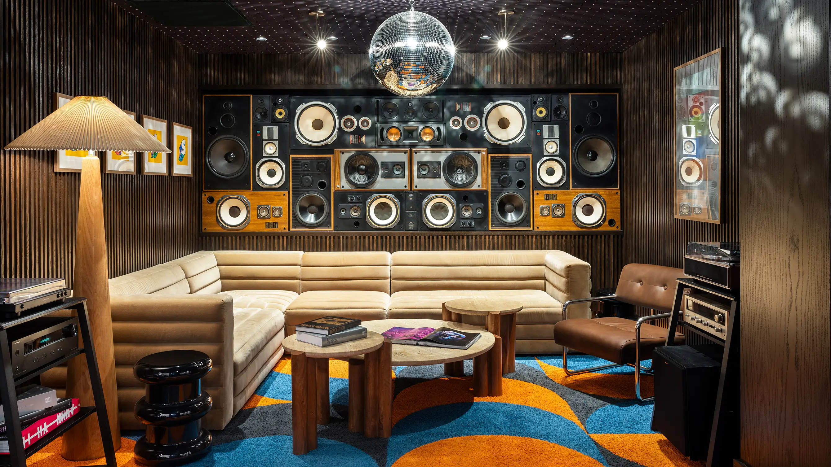 resident lounge
