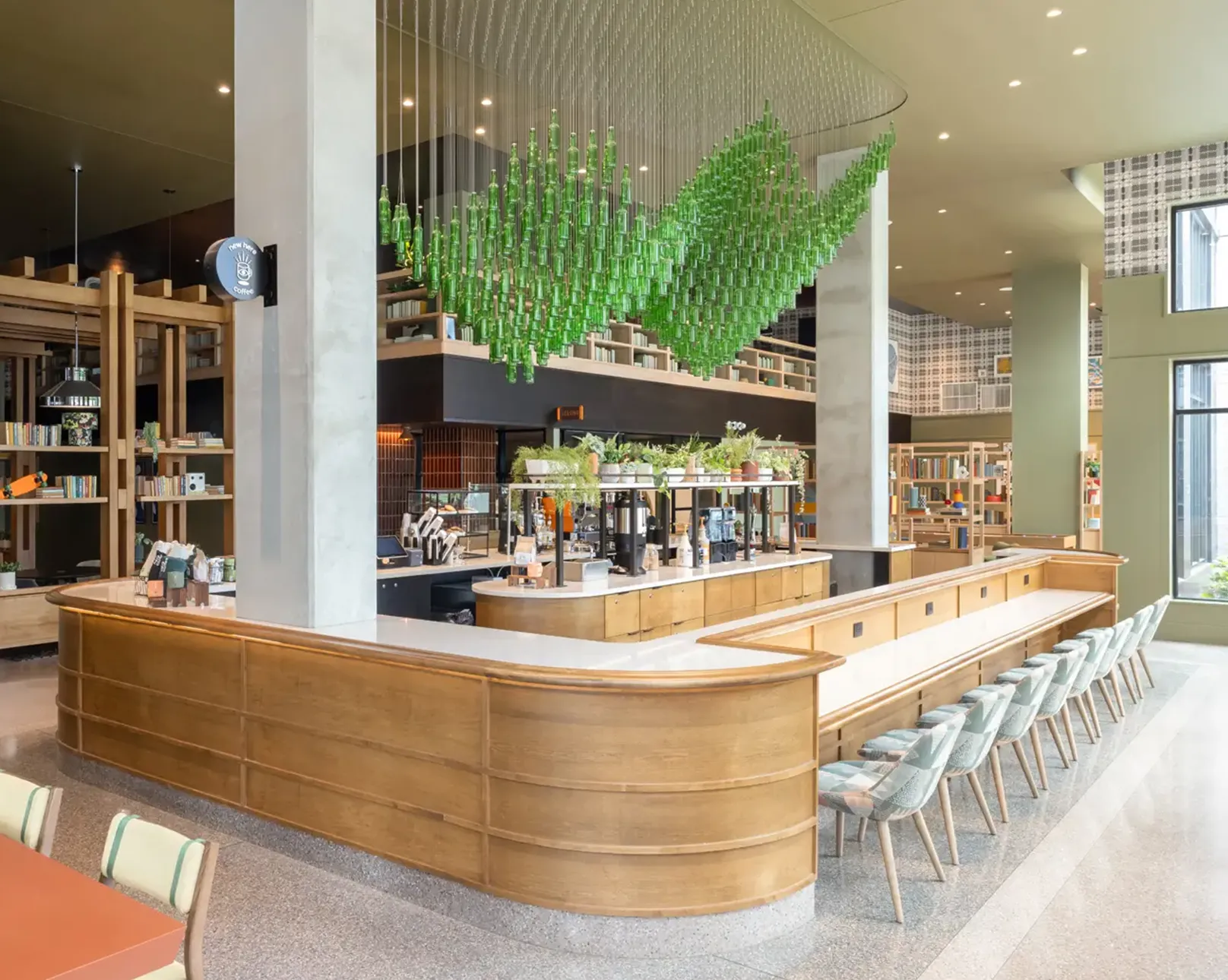 a resident lounge serving food and drinks